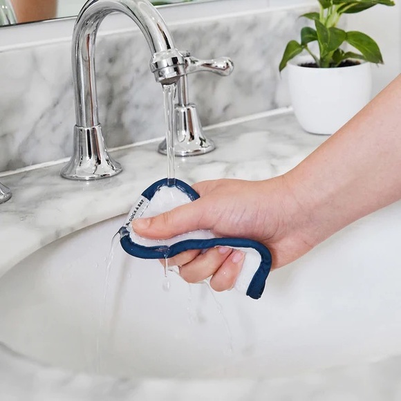 Reusable Makeup Remover Kits - OPRAH’S FAVE THINGS! - Picture 6 of 15